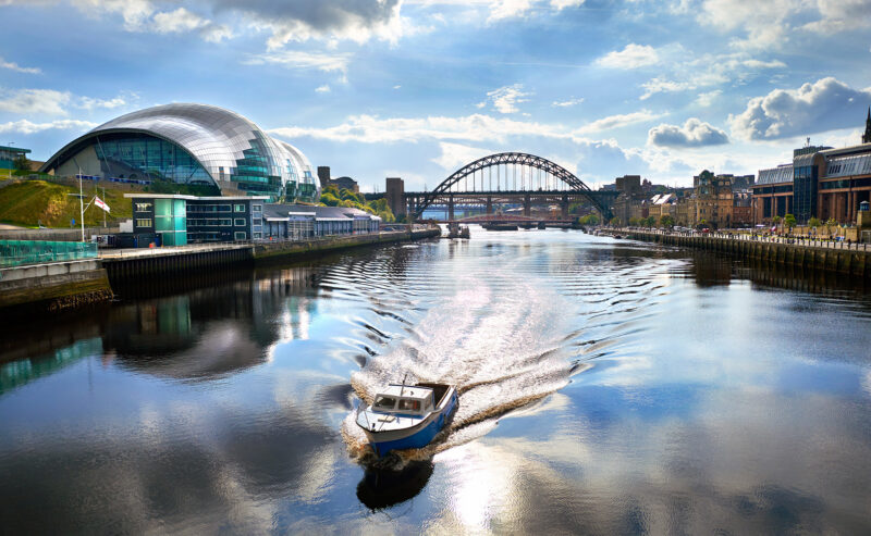 Boat in front of Sage Gateshead